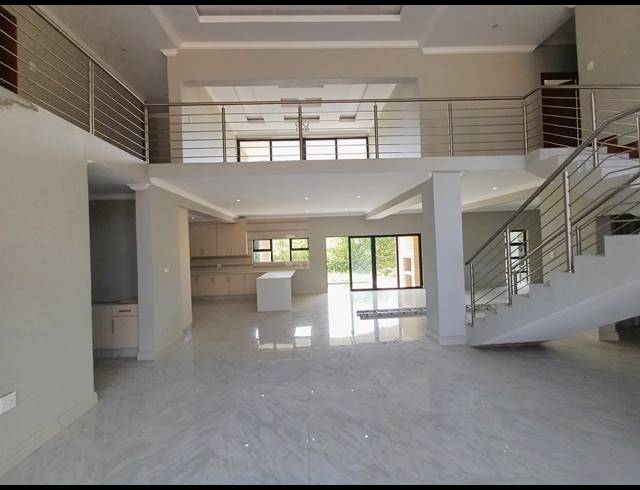 5 BEDROOM HOUSE FOR SALE IN HILTON GARDENS